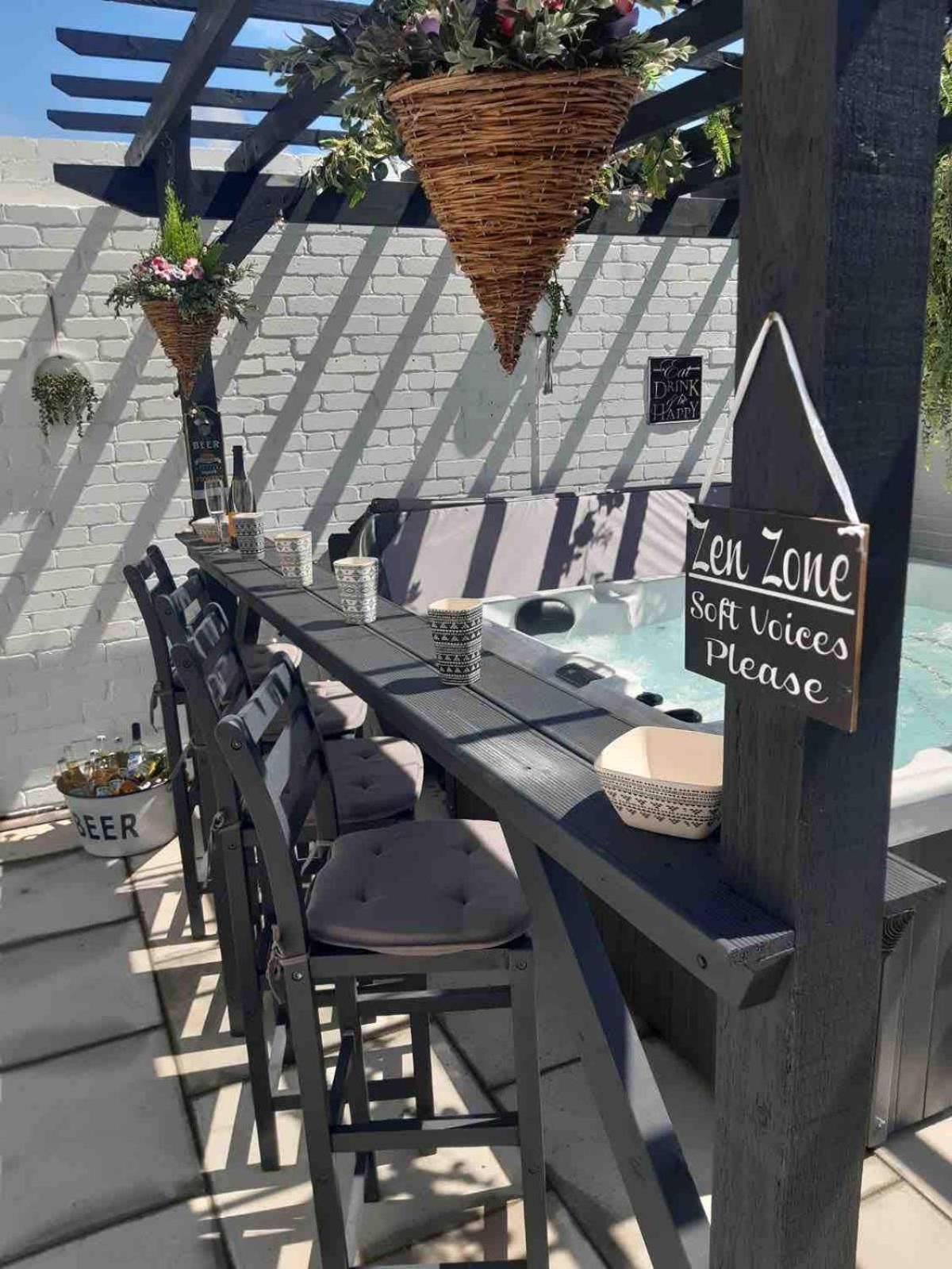Ocean Hot Tub - Sleeps 11