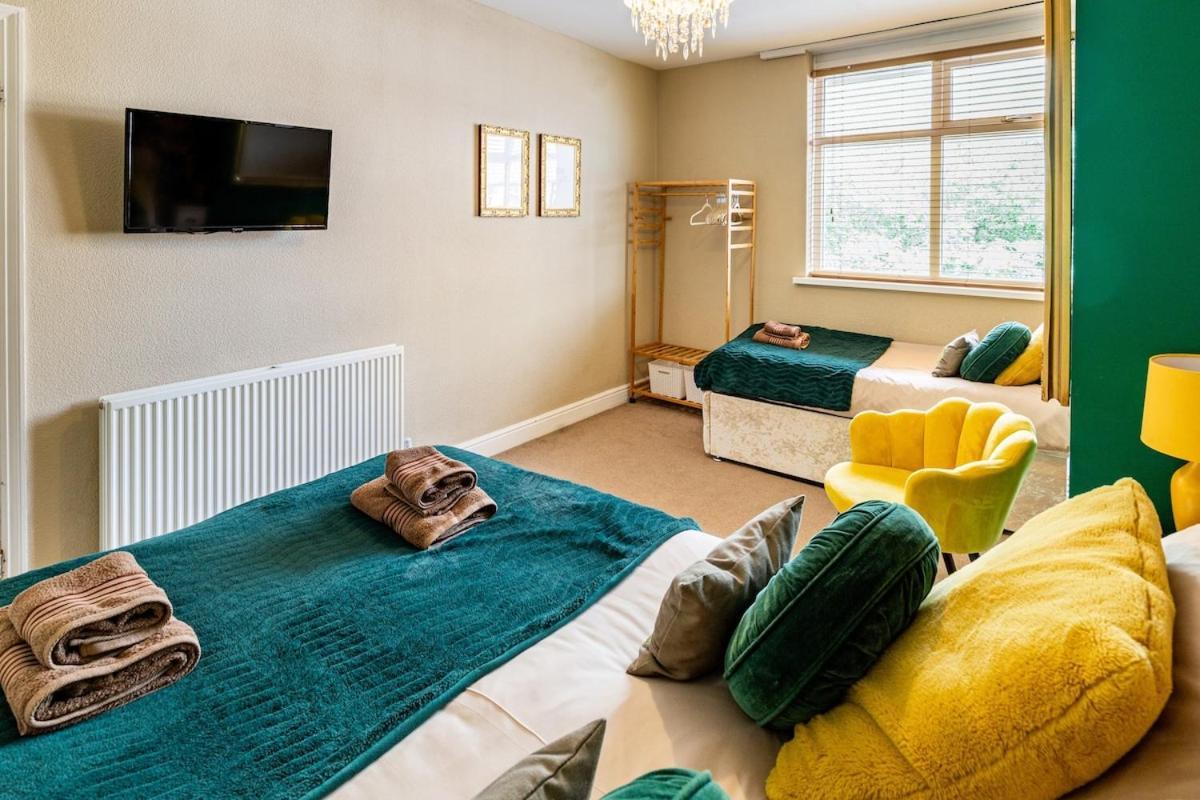 Ocean Hot Tub - Sleeps 11