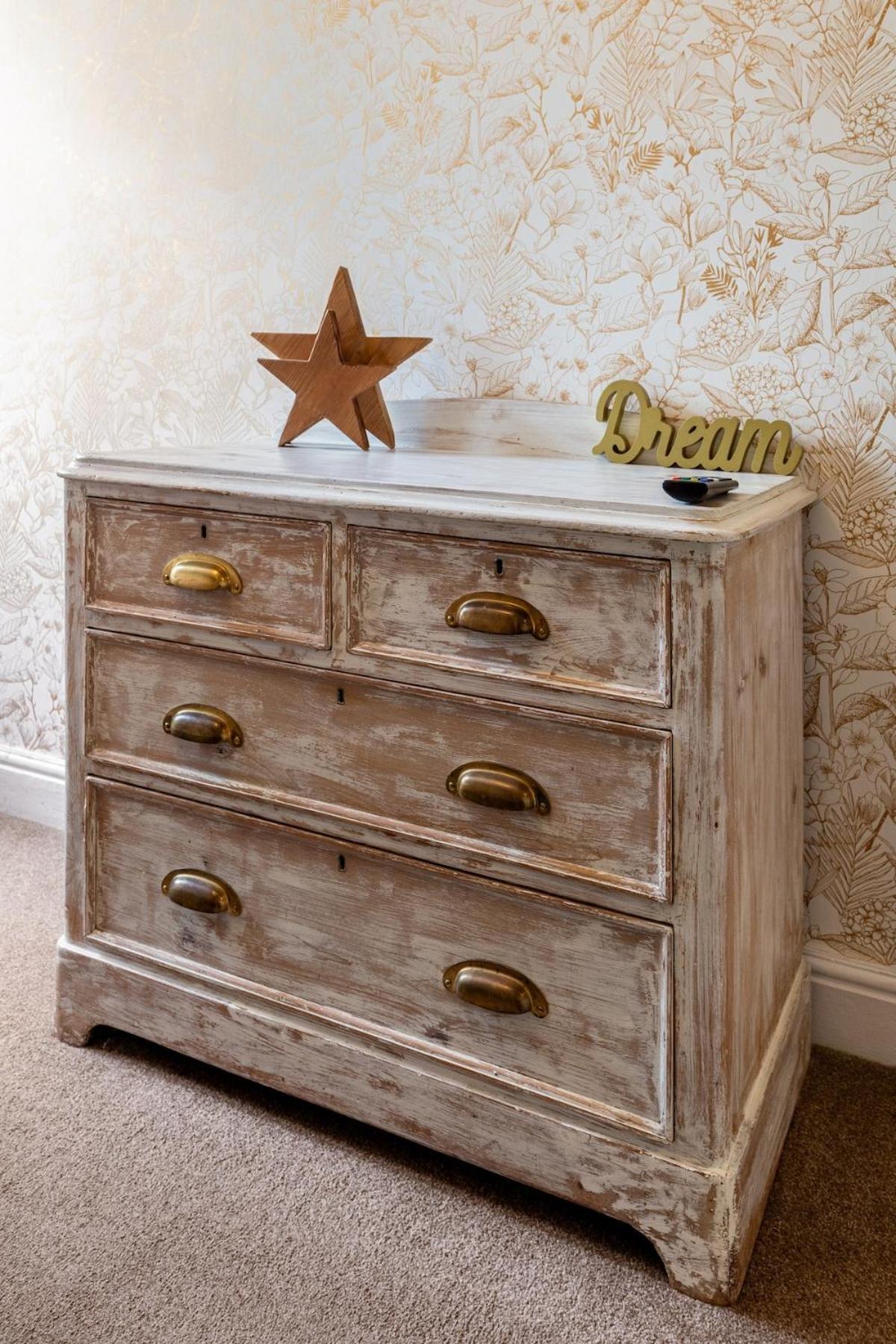 Ocean Hot Tub - Sleeps 11 Holiday home Blackpool