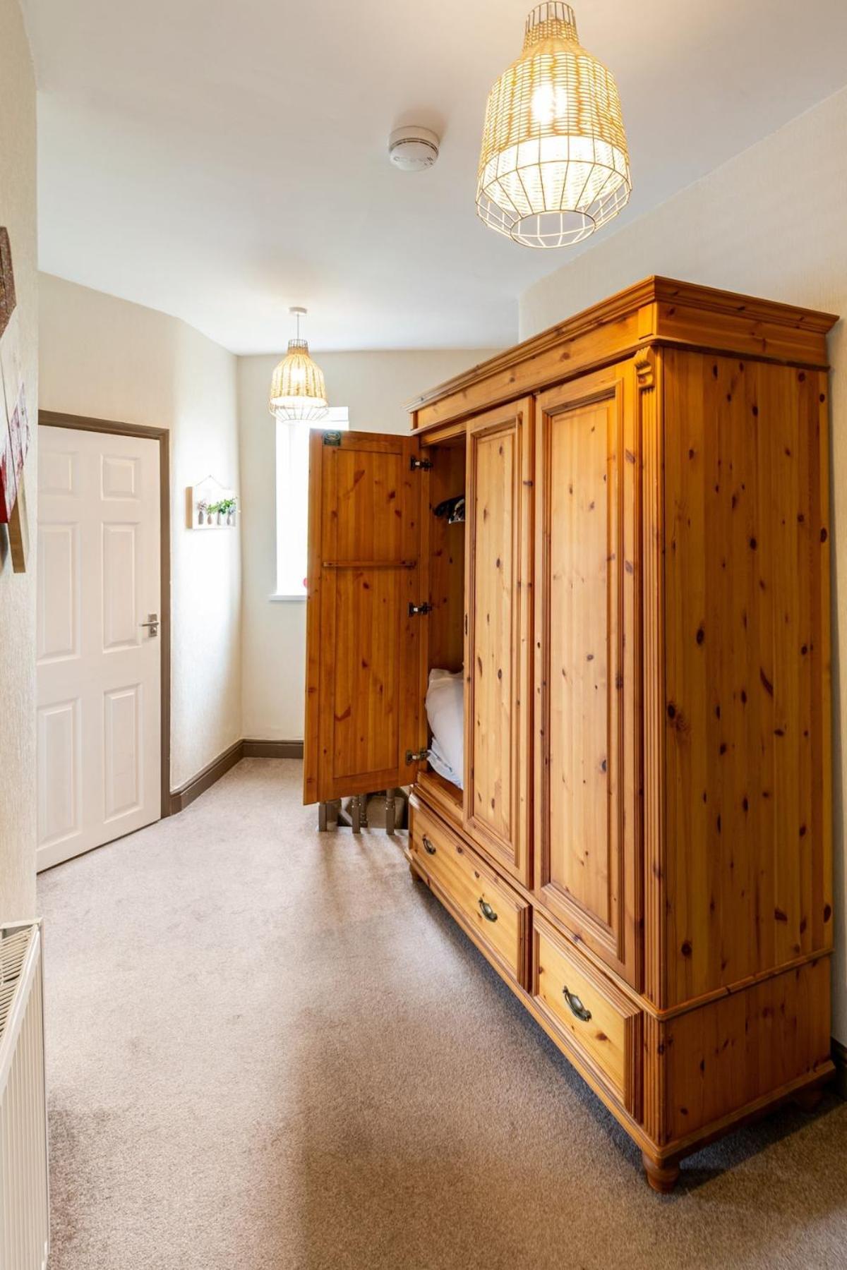 Ocean Hot Tub - Sleeps 11 * Blackpool