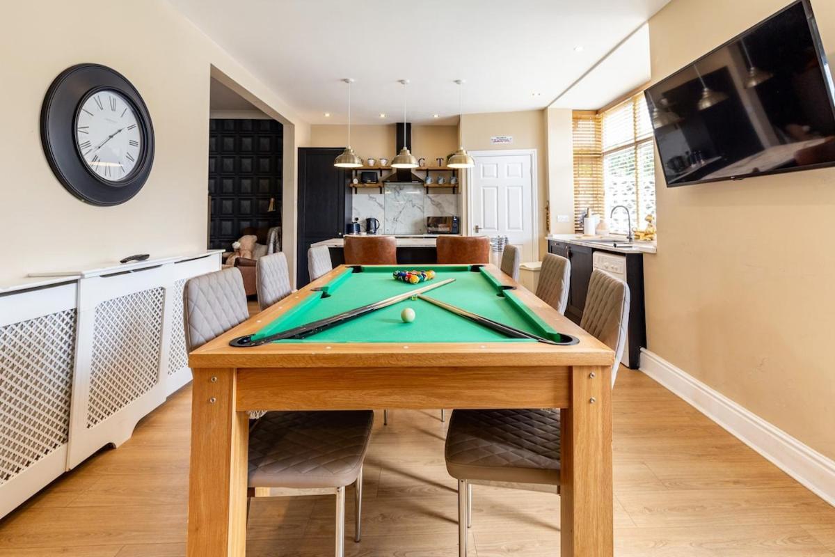 Ocean Hot Tub - Sleeps 11 Holiday home *